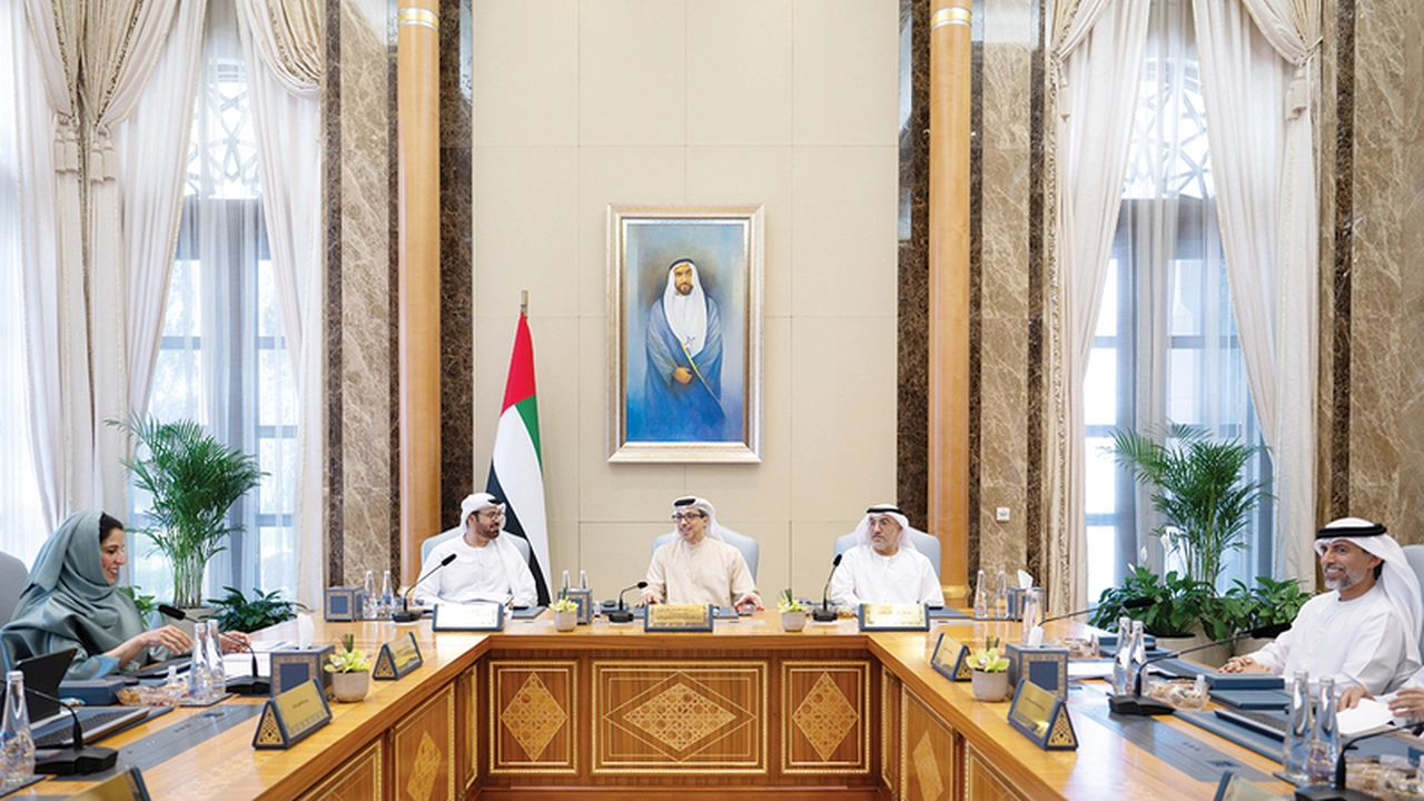 الإمارات تقدم نموذجاً مبتكراً للحكومات المستقبلية بالذكاء الاصطناعي